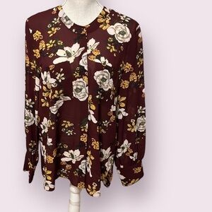 Rachel RoyCollection blouse, burgundy floral . Sz. Medium